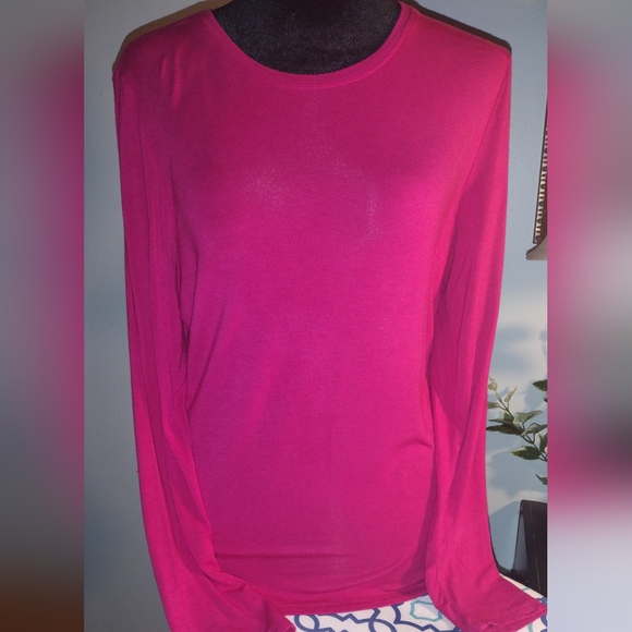 Tahari Tops - Pink Tahari blouse